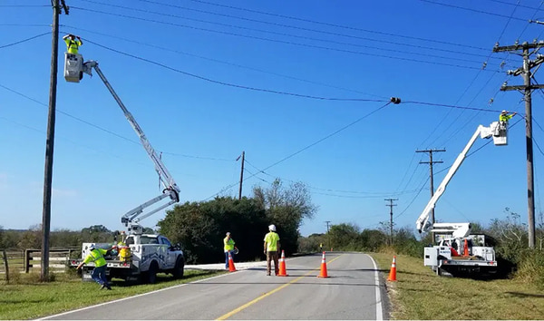 Aerial Lineman: Masters and Guardians of Telecommunications and the Grid - Part II Aerial Lineman: Masters and Guardians of Telecommunications and the Grid - Part II