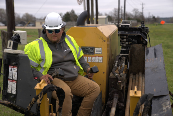 Cable Subcontractor: 7 Incredible Fiber Industry Perks Working as a cable contractor gives you the flexibility to work in various part of the U.S. National OnDemand contractor runs a directional drill to bury fiber.